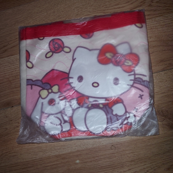 ☆Sanrio Hello Kitty Tote Bag☆ - Picture 2 of 3